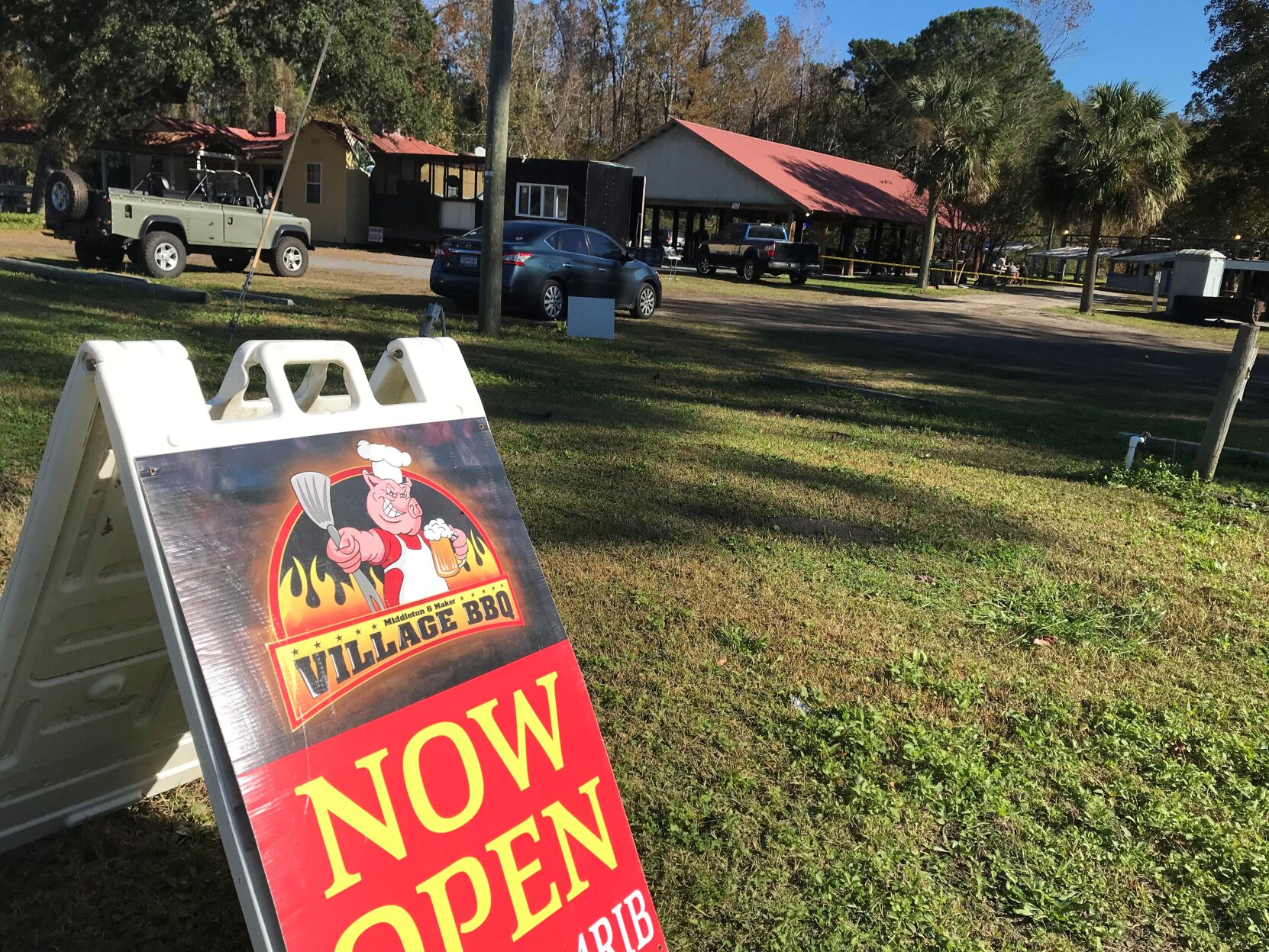 Former Awendaw biker bar turned into BBQ restaurant with all dining outside or to go